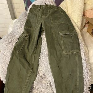 Urban cargo jeans size 25